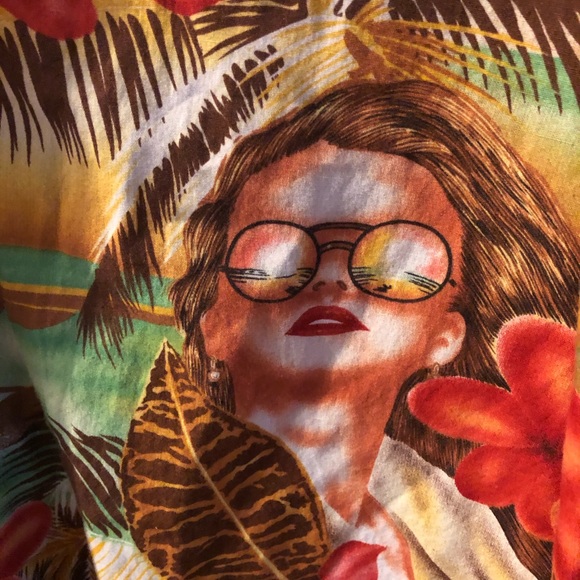 Hawaiian Shirt - Picture 2 of 3